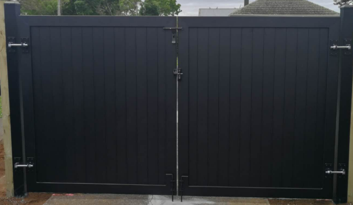 Double FULL SOLID Swing Panel Gate